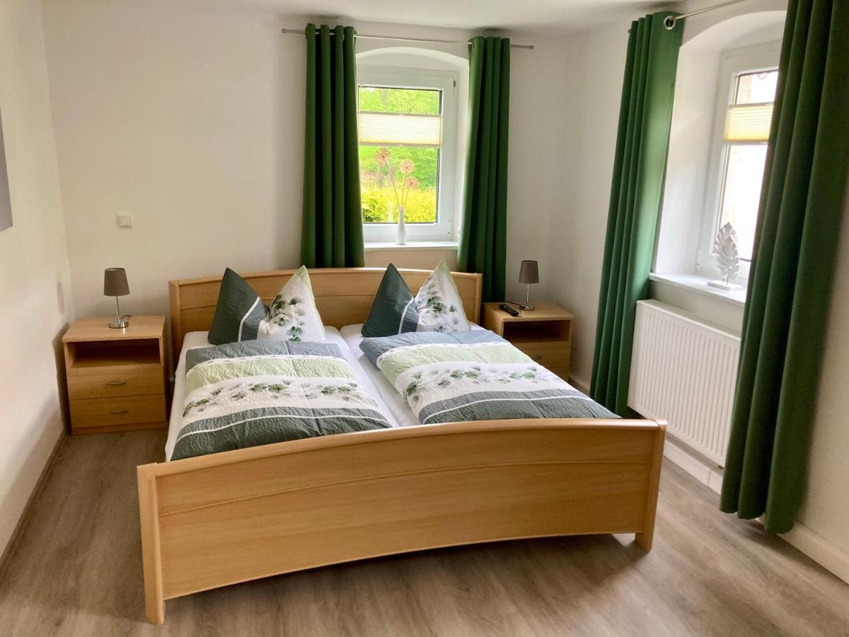 Ferienwohnung "Am Kirchsteig" クロルト・ゴーリッシュ エクステリア 写真