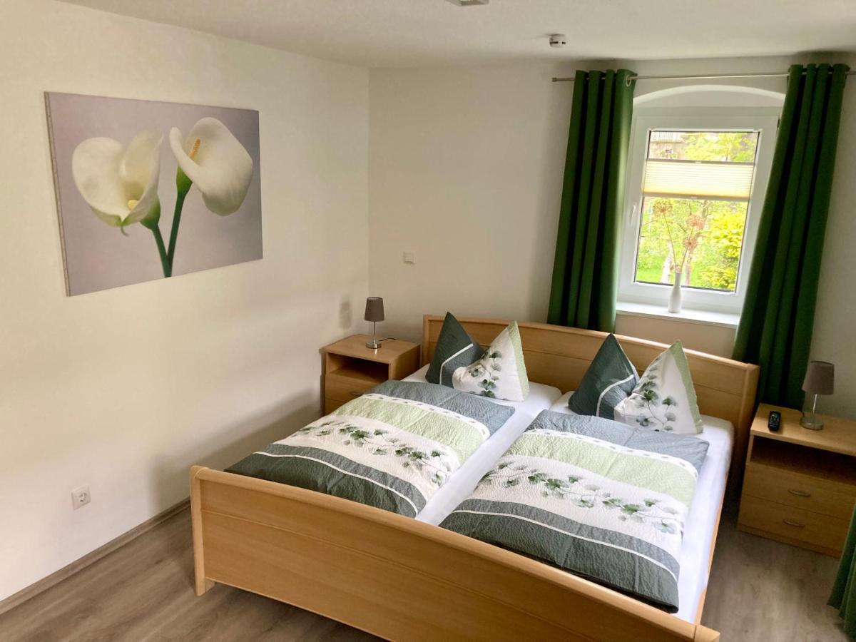 Ferienwohnung "Am Kirchsteig" クロルト・ゴーリッシュ エクステリア 写真